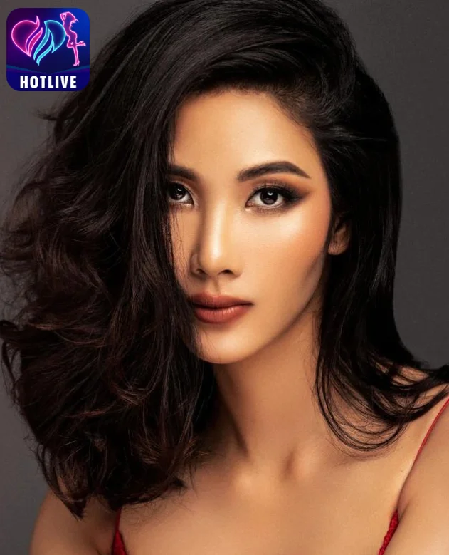Hoàng Thùy: Sự Nổi Bật Của Người Mẫu Việt Trên Sàn Catwalk Quốc Tế18. The Prominence of Vietnamese Models on the International Catwalk 4 - Hotlive Hoàng Thùy-hotlive