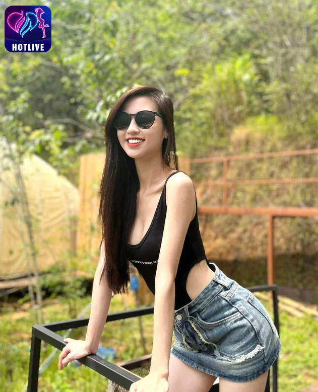 Phạm Thị Tú Trinh-hotlive 