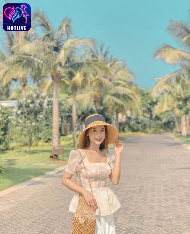 Nguyễn Hà My-hotlive