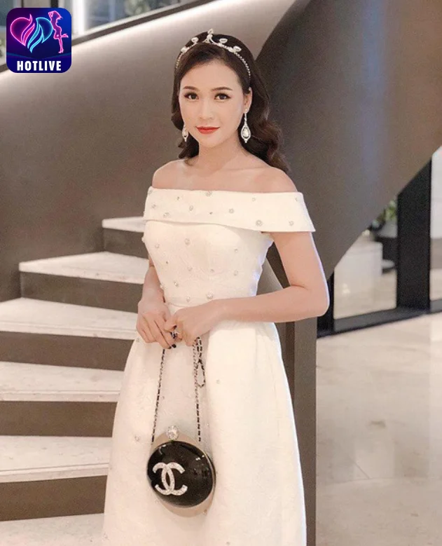 Nguyễn Hà My-hotlive