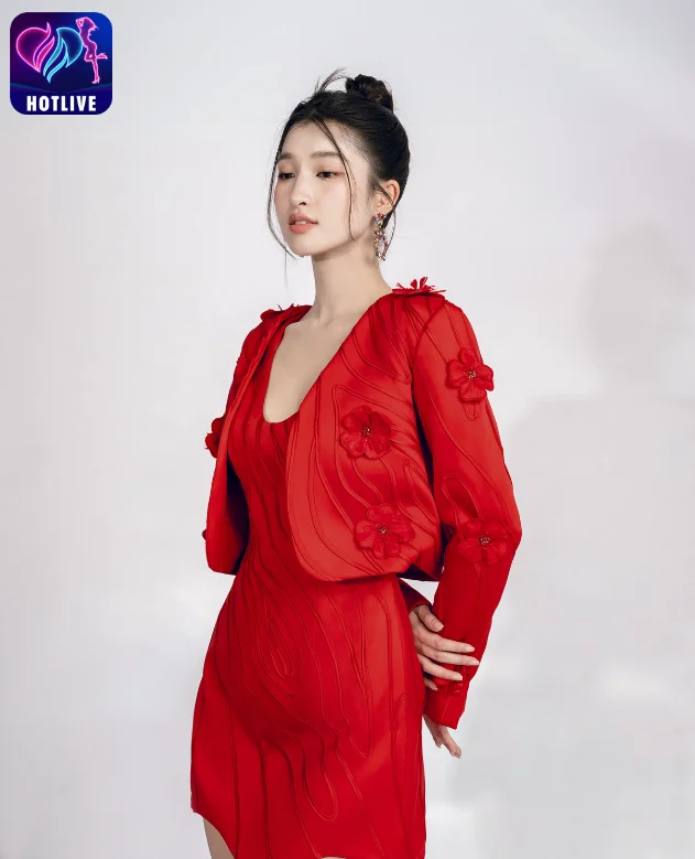 Phương Nhi-hotlive 