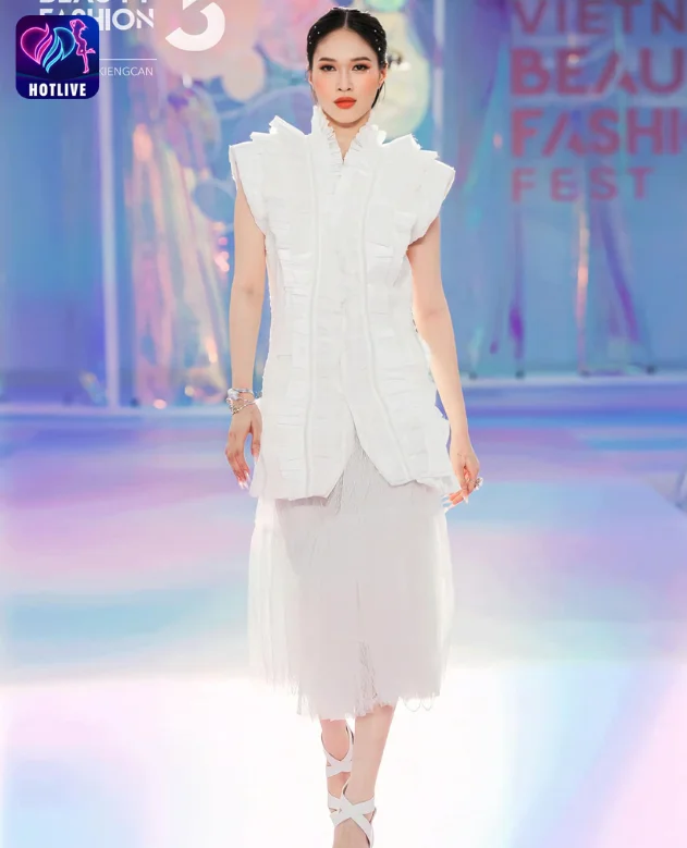 Võ Tấn Sanh Vy-HOTLIVE 
