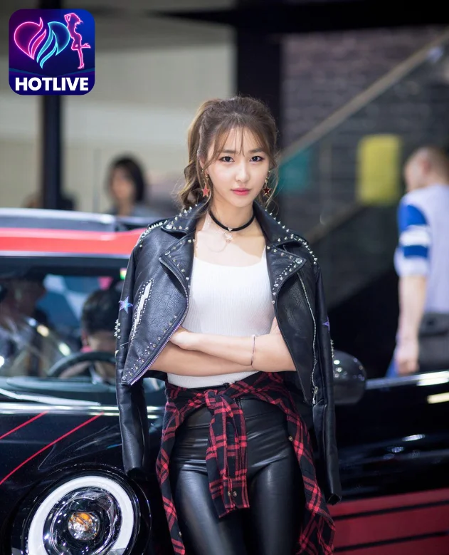 Lee Ji Woo -Hotlive 
