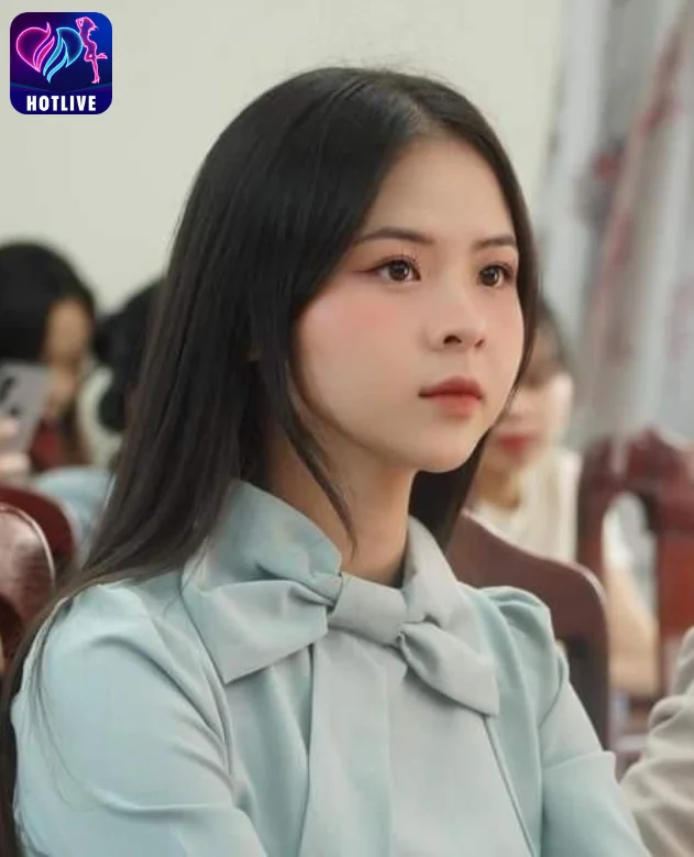 Nguyễn Ngân Hà-hotlive