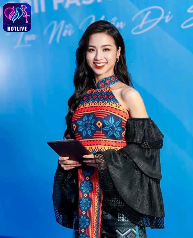 Phạm Thị Tú Trinh-hotlive 
